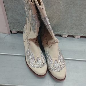 Corral Women's Wing & Cross Studded Boots